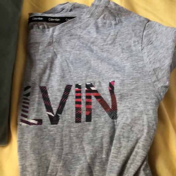 NWOT Calvin Klein tee size large TB - Picture 2 of 4